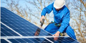 Installation Maintenance Panneaux Solaires Photovoltaïques à Laurenan